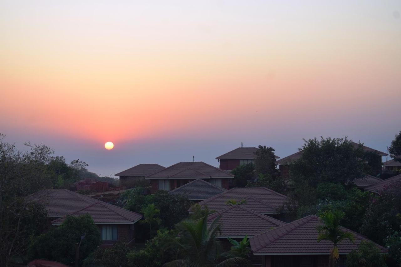 Regenta Resort Mango Village Guhagar Kudān Εξωτερικό φωτογραφία