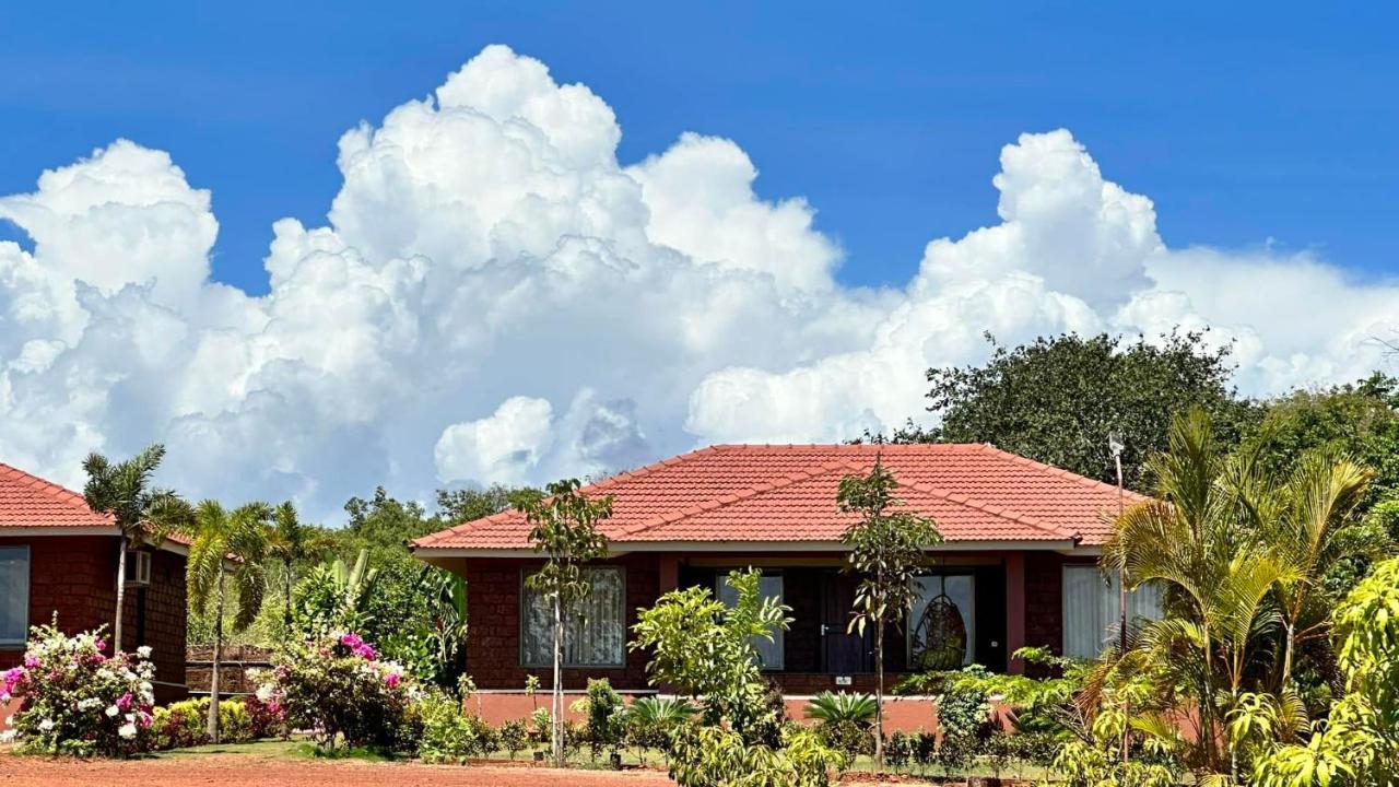 Regenta Resort Mango Village Guhagar Kudān Εξωτερικό φωτογραφία