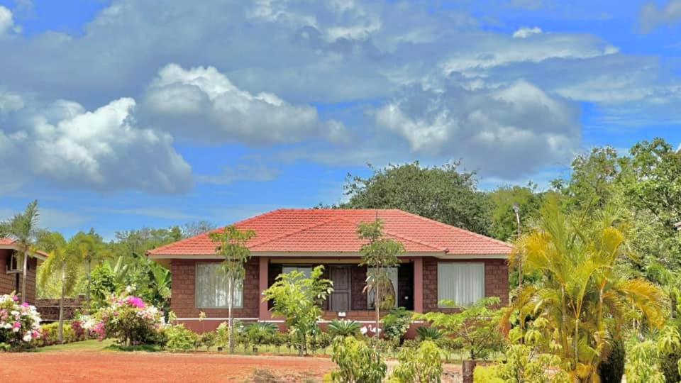 Regenta Resort Mango Village Guhagar Kudān Εξωτερικό φωτογραφία