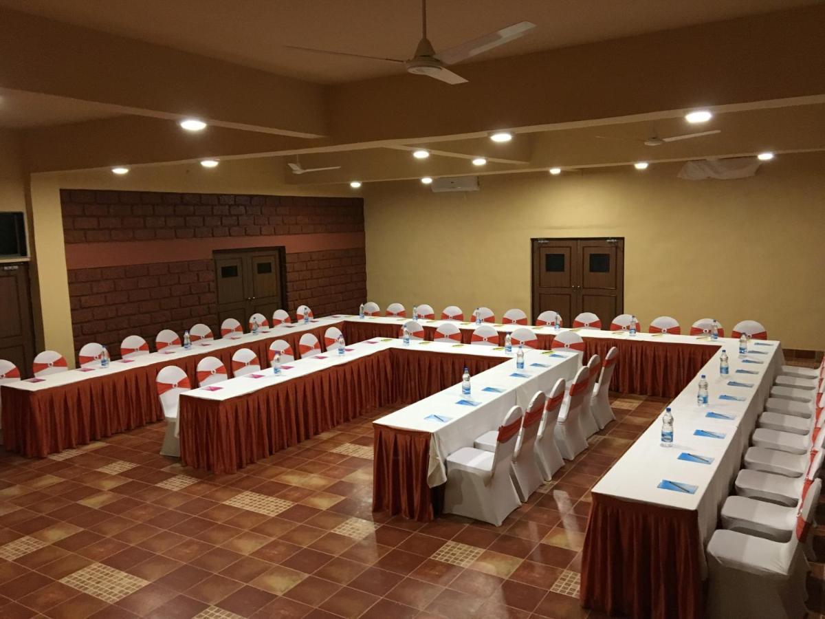 Regenta Resort Mango Village Guhagar Kudān Εξωτερικό φωτογραφία